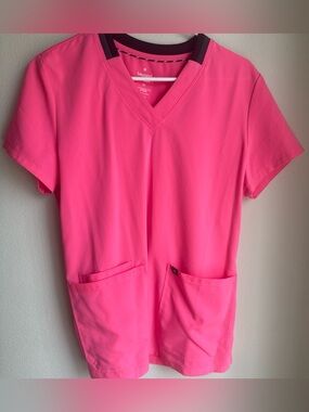 BeyondScrubs Women's Hot Pink V-Neck Scrub Top